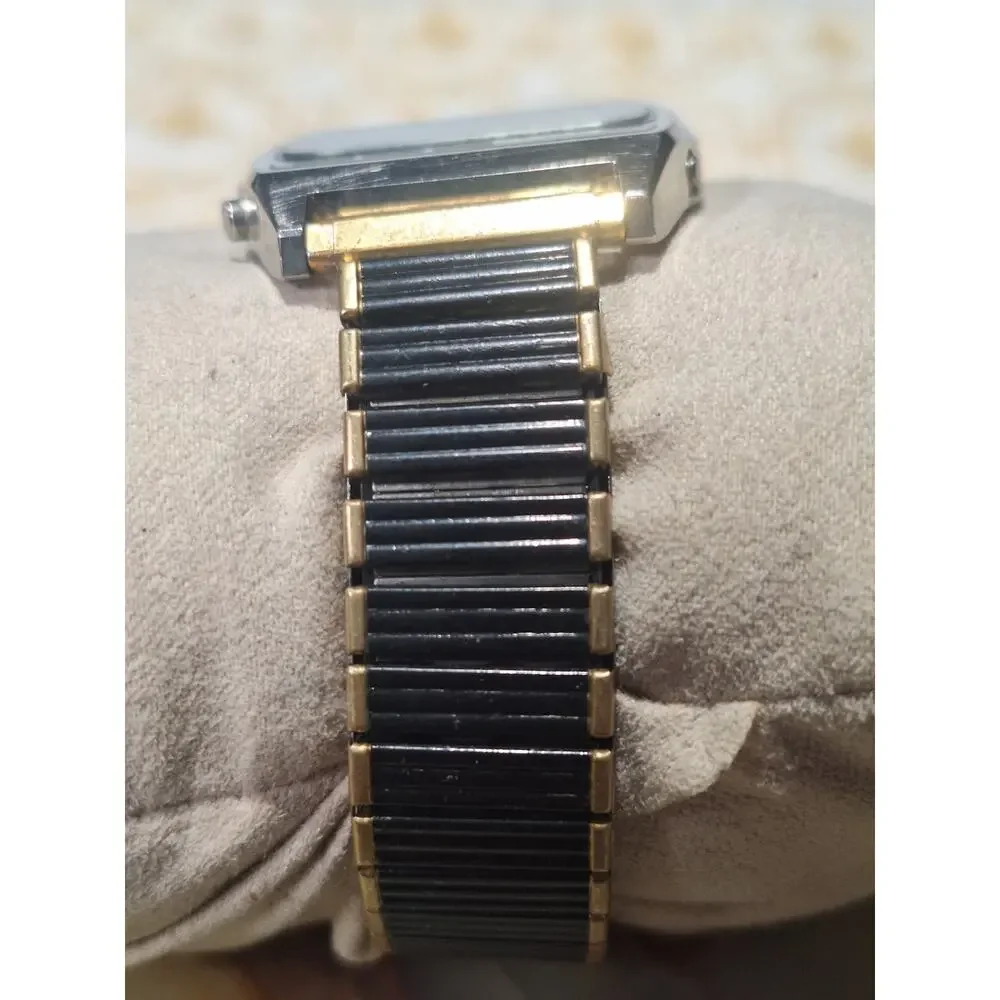 Vintage Seiko A638-5009 LCD Digital Alarm Watch Japan 1980s Quartz 33mm